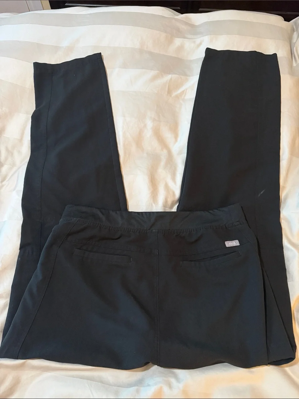 FIGS Men’s Axim Scrub Pants Black-Large